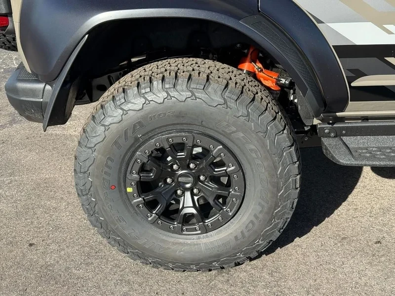 2025 Ford Bronco Raptor 6th Gen - Image 3 of 14