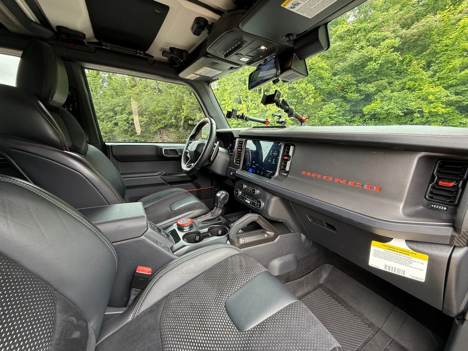 2025 Ford Bronco Raptor 6th Gen - Image 23 of 31