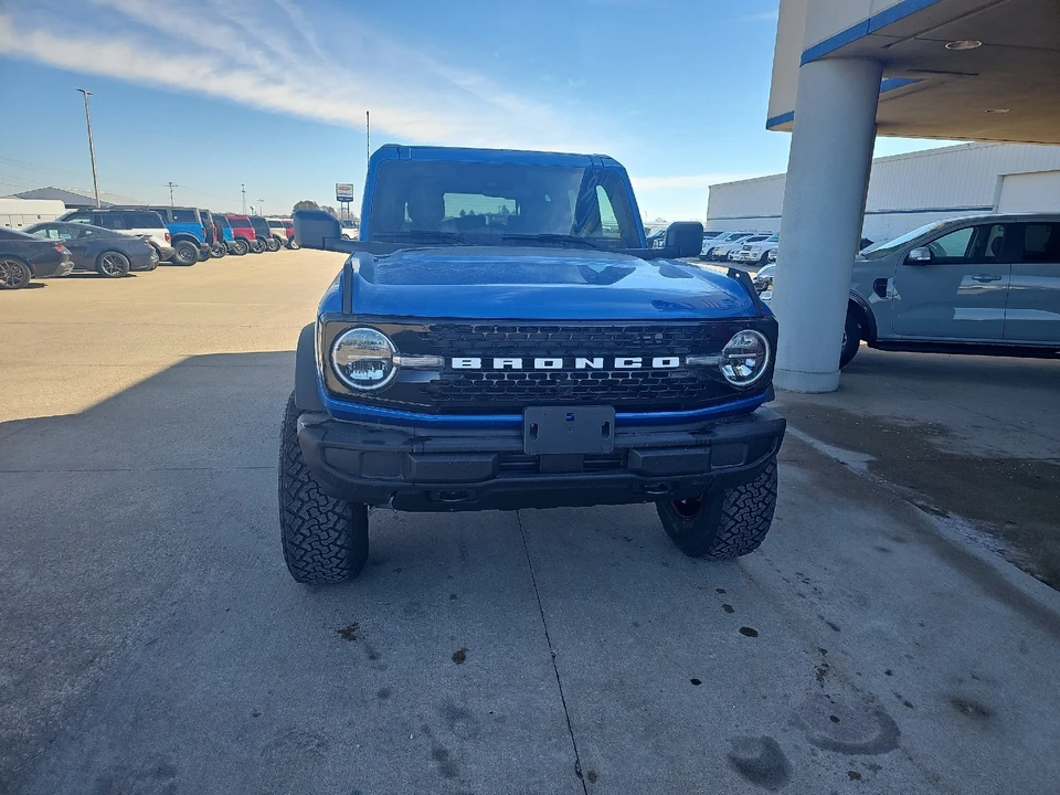 2025 Ford Bronco 6th Gen - Image 4 of 27