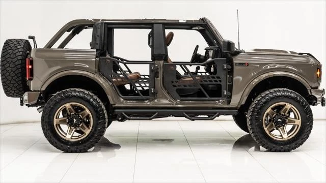 2025 Ford Bronco 6th Gen - Image 16 of 21