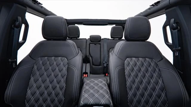 2025 Ford Bronco 6th Gen - Image 18 of 21