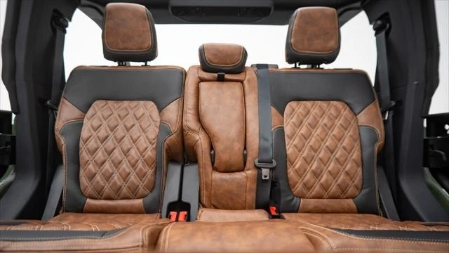 2025 Ford Bronco 6th Gen - Image 15 of 21