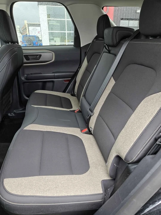 2025 Ford Bronco Sport - Image 9 of 17