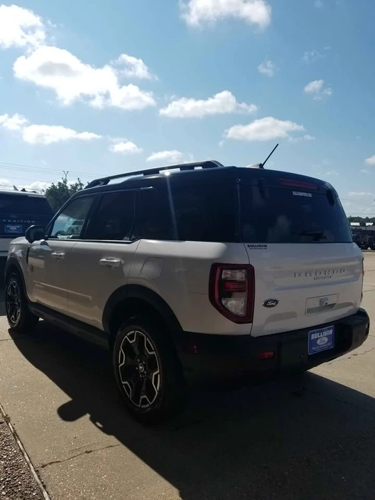 2025 Ford Bronco Sport - Image 2 of 3