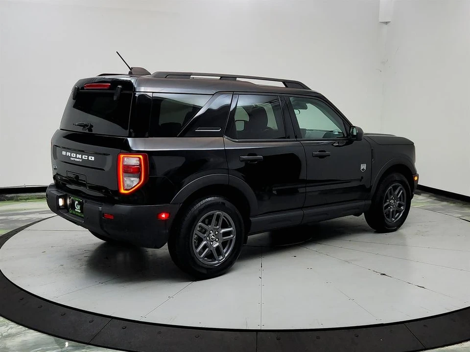 2025 Ford Bronco Sport - Image 5 of 31