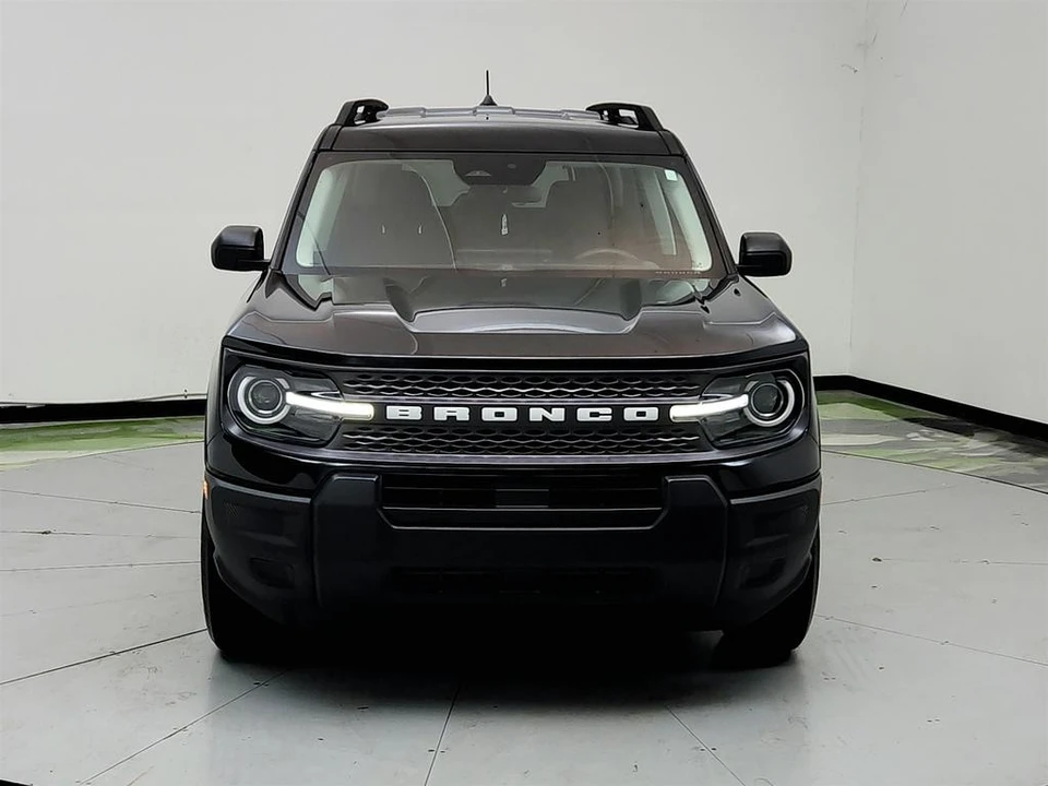 2025 Ford Bronco Sport - Image 2 of 31
