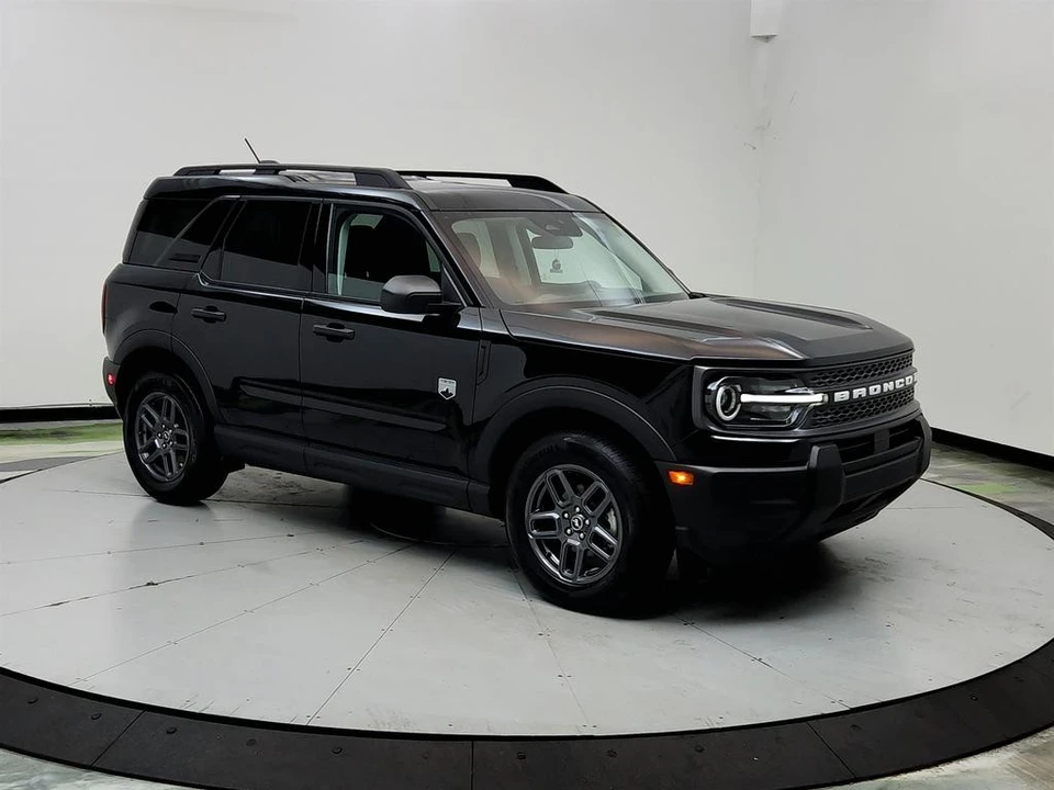 2025 Ford Bronco Sport - Image 3 of 31