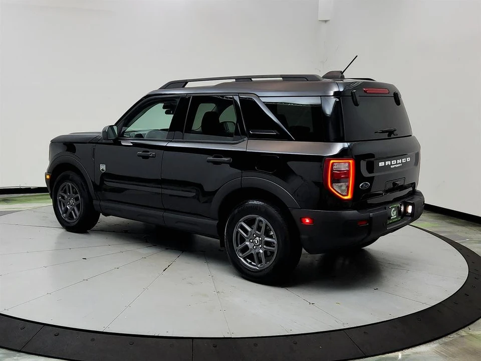 2025 Ford Bronco Sport - Image 7 of 31