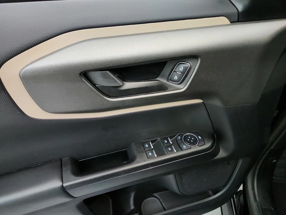 2025 Ford Bronco Sport - Image 20 of 31