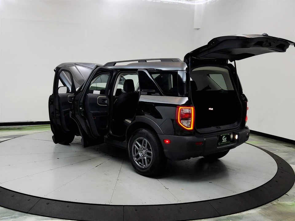 2025 Ford Bronco Sport - Image 12 of 31