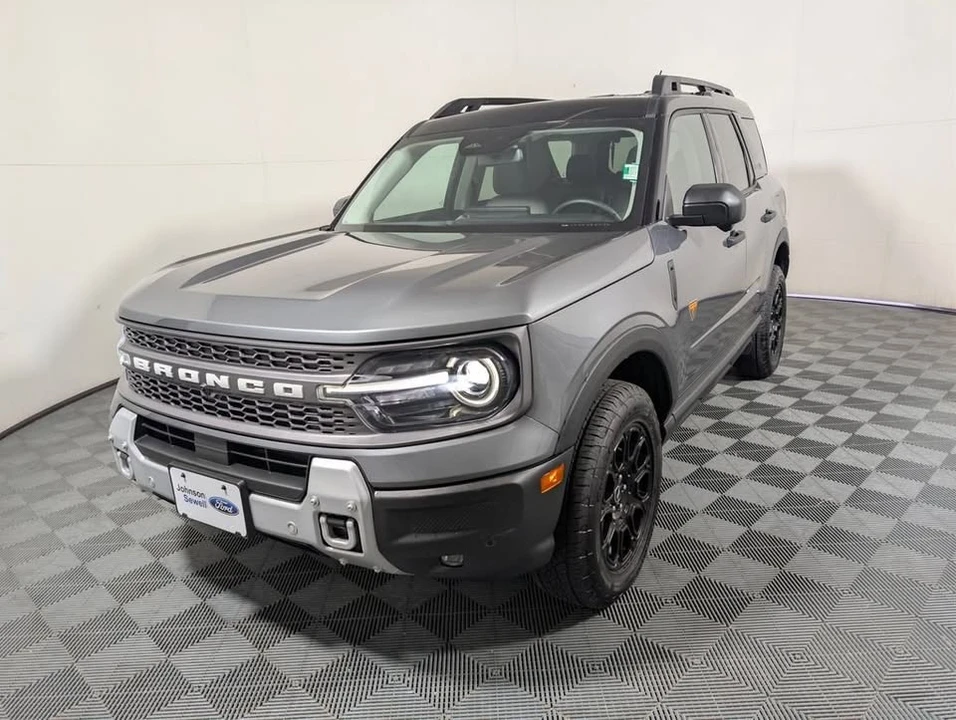 2025 Ford Bronco Sport - Image 4 of 20