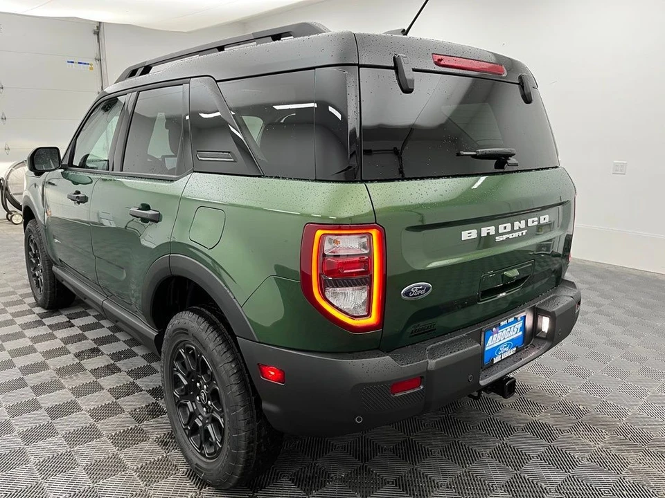 2025 Ford Bronco Sport - Image 10 of 12