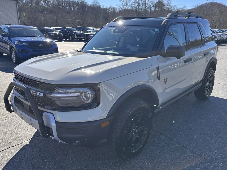 2025 Ford Bronco Sport - Image 2 of 12