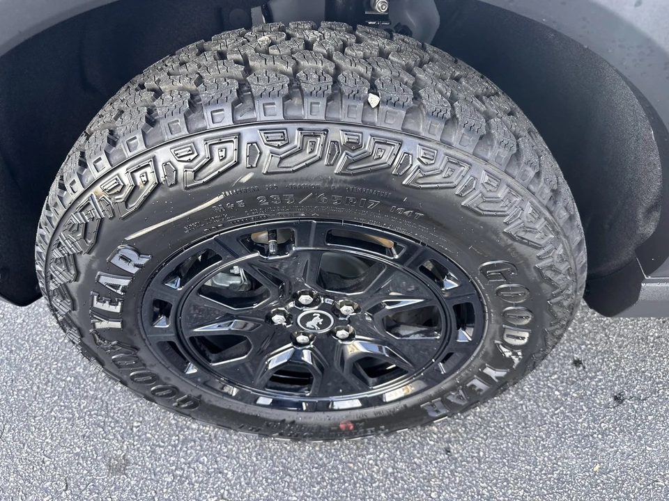 2025 Ford Bronco Sport - Image 23 of 24