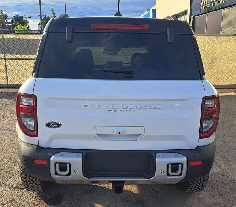 2025 Ford Bronco Sport - Image 4 of 20