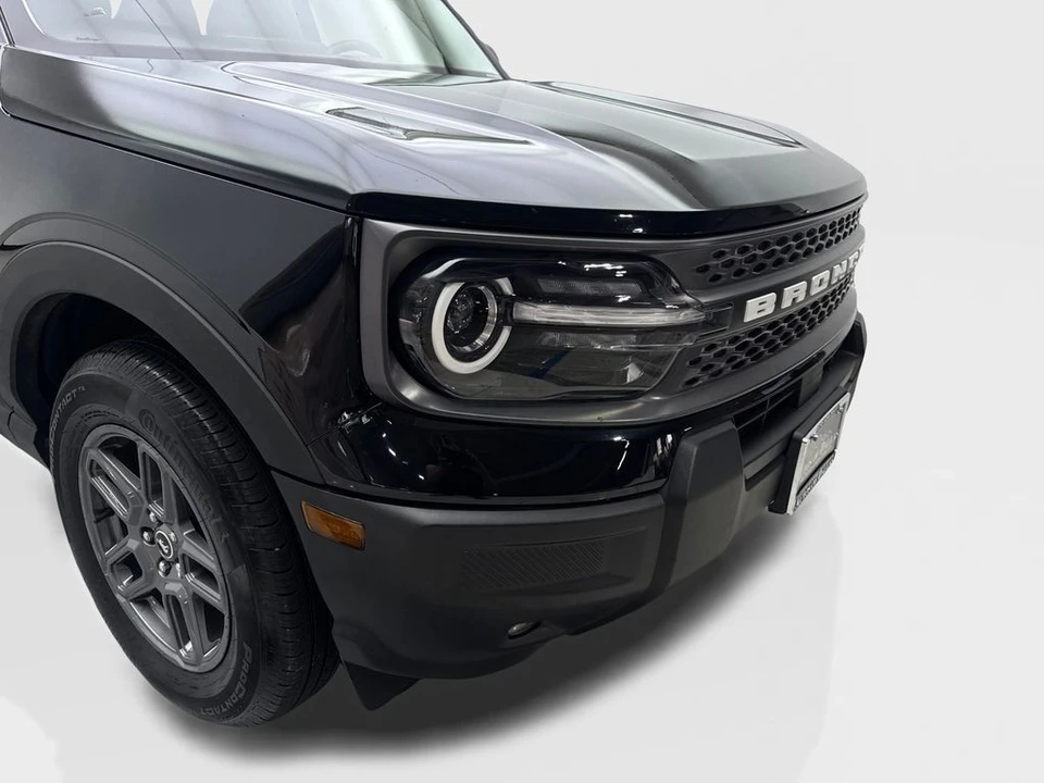 2025 Ford Bronco Sport - Image 17 of 21