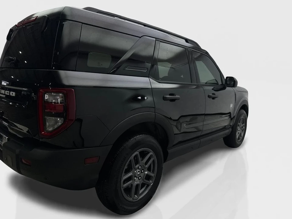2025 Ford Bronco Sport - Image 13 of 21