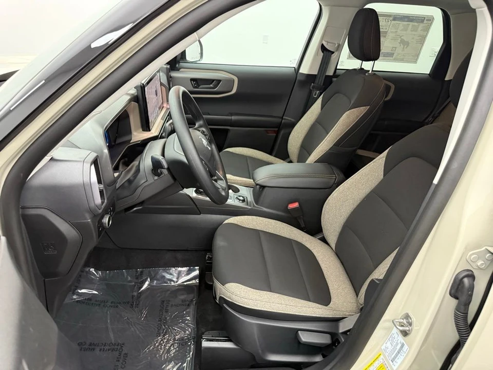 2025 Ford Bronco Sport - Image 17 of 21