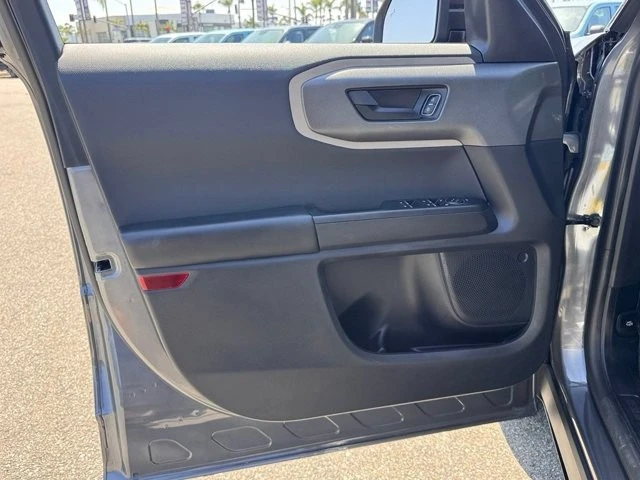 2025 Ford Bronco 6th Gen - Image 15 of 30
