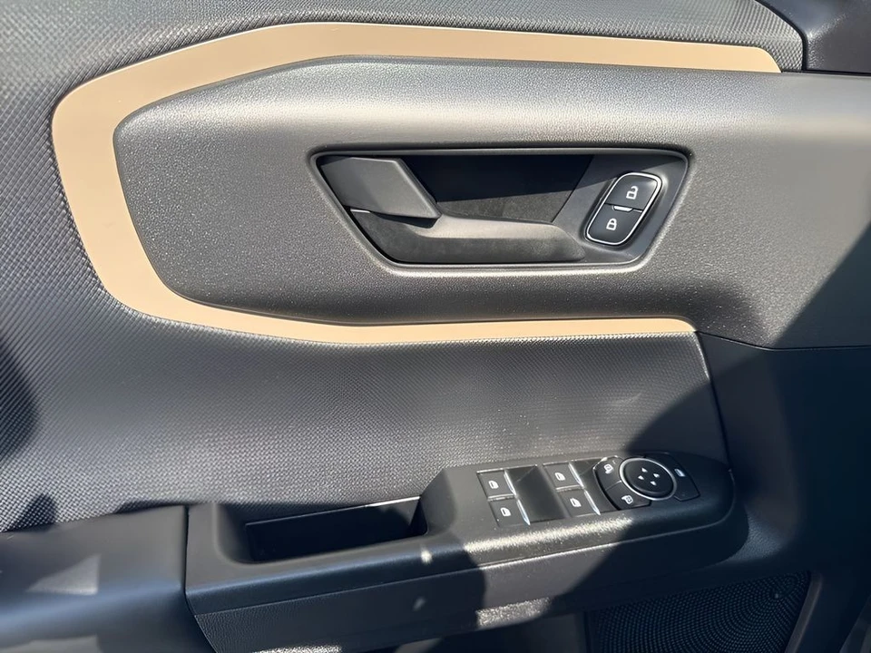 2025 Ford - Image 23 of 31