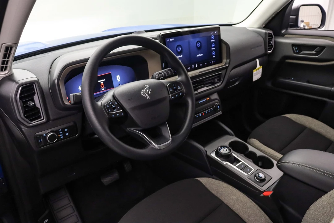2025 Ford Bronco Sport - Image 14 of 21