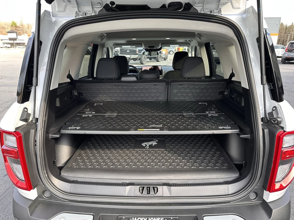 2025 Ford Bronco Sport - Image 17 of 21