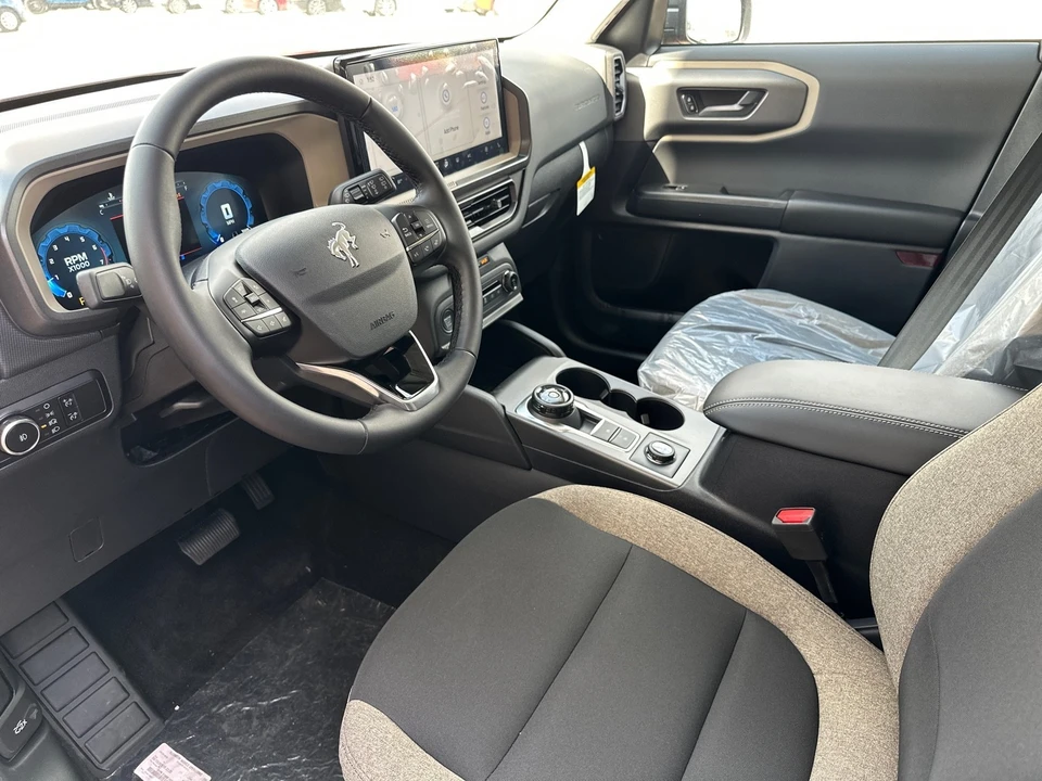 2025 Ford - Image 18 of 30