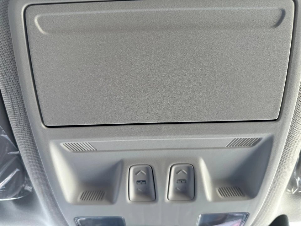 2025 Ford - Image 28 of 30