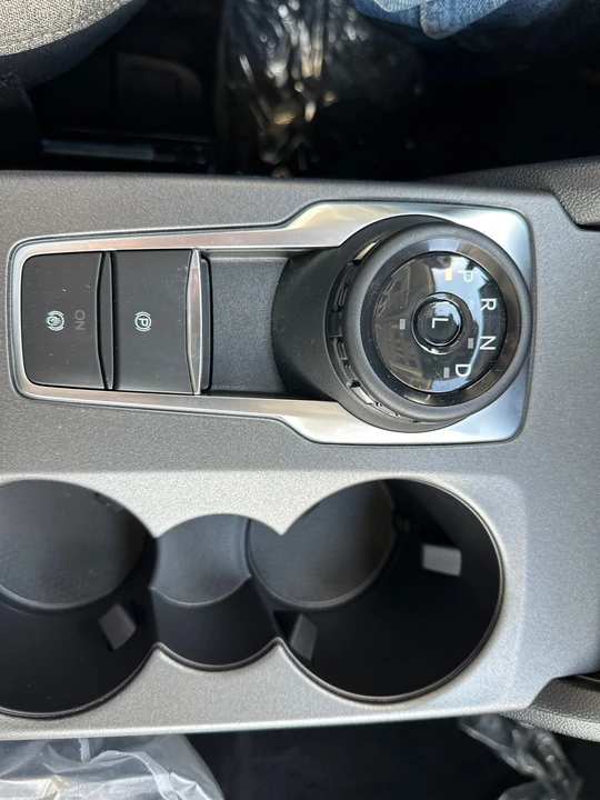 2025 Ford - Image 26 of 30