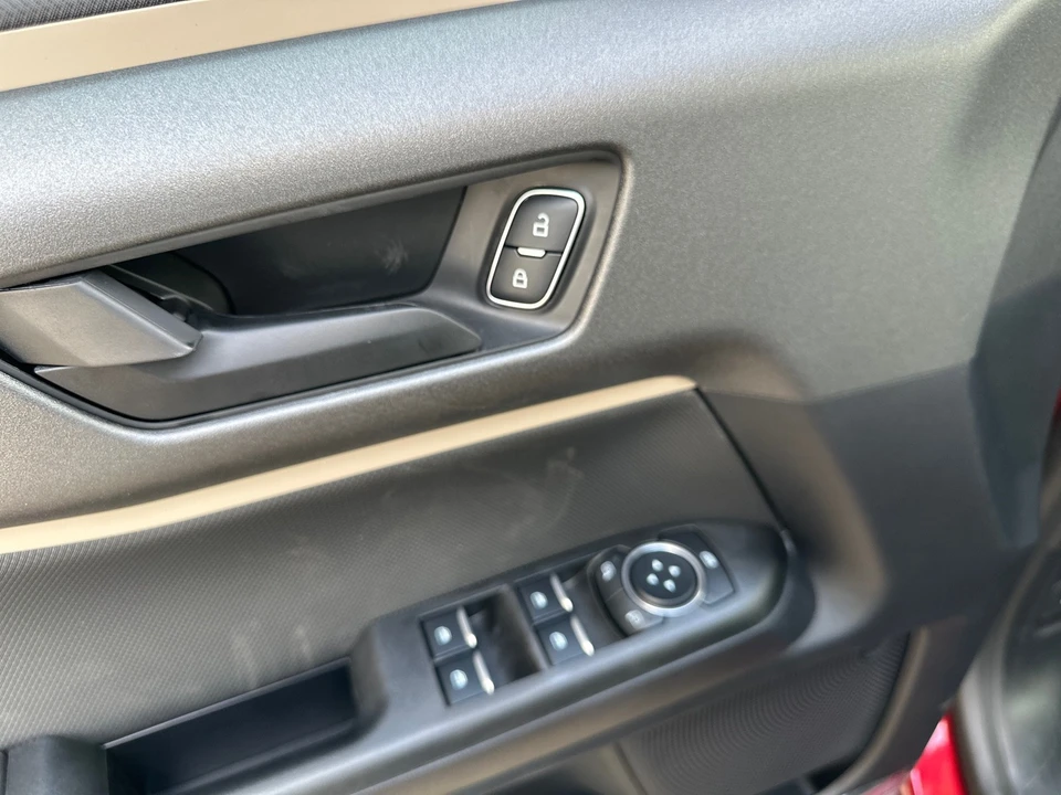 2025 Ford - Image 15 of 30