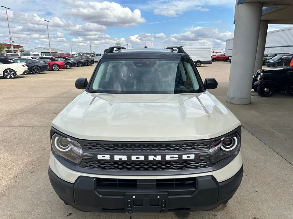 2025 Ford Bronco Sport - Image 14 of 21