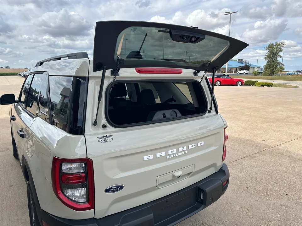 2025 Ford Bronco Sport - Image 17 of 21