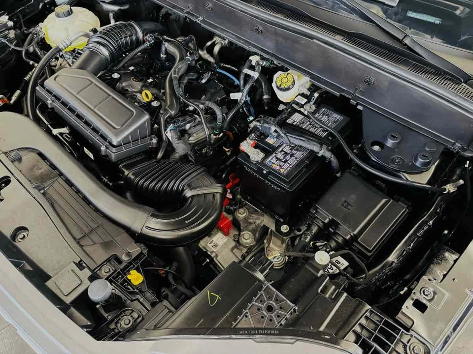 2025 Ford - Image 21 of 31