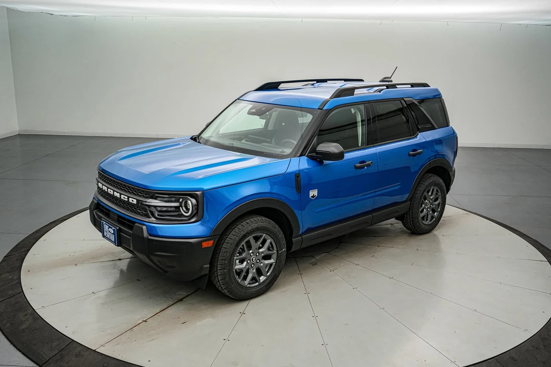 2025 Ford Bronco Sport - Image 9 of 21
