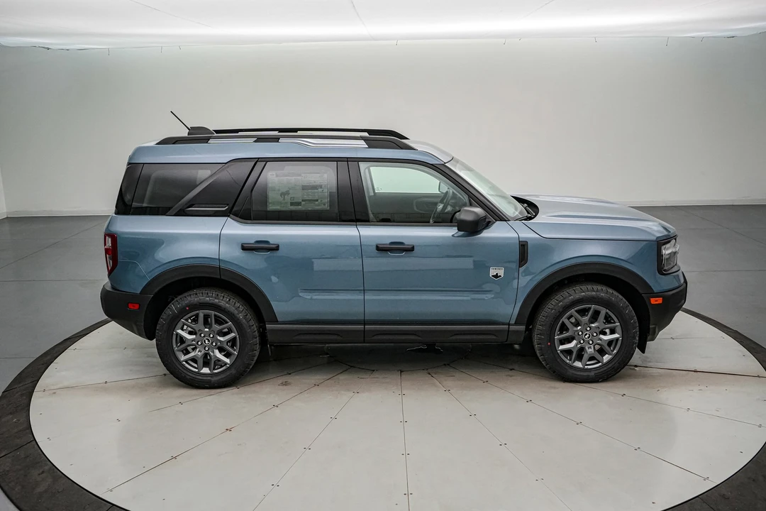 2025 Ford Bronco Sport - Image 4 of 21