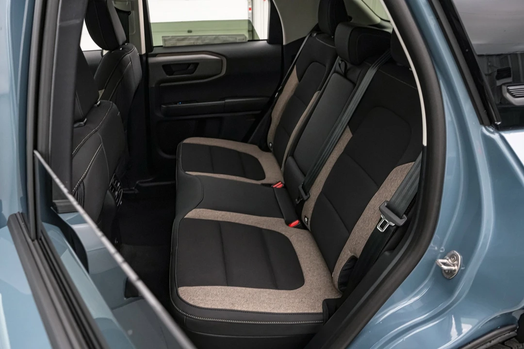 2025 Ford Bronco Sport - Image 19 of 21