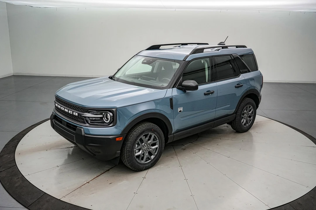 2025 Ford Bronco Sport - Image 9 of 21