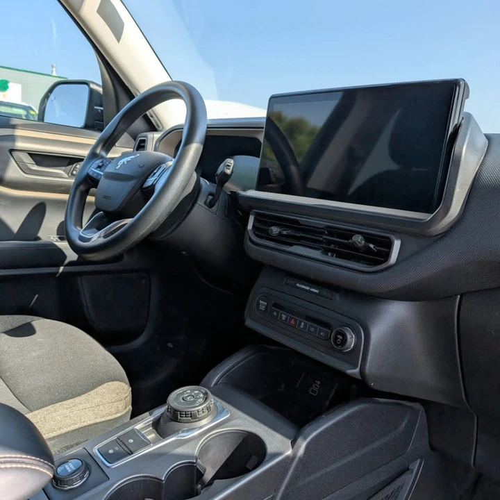 2025 Ford Bronco Sport - Image 11 of 20