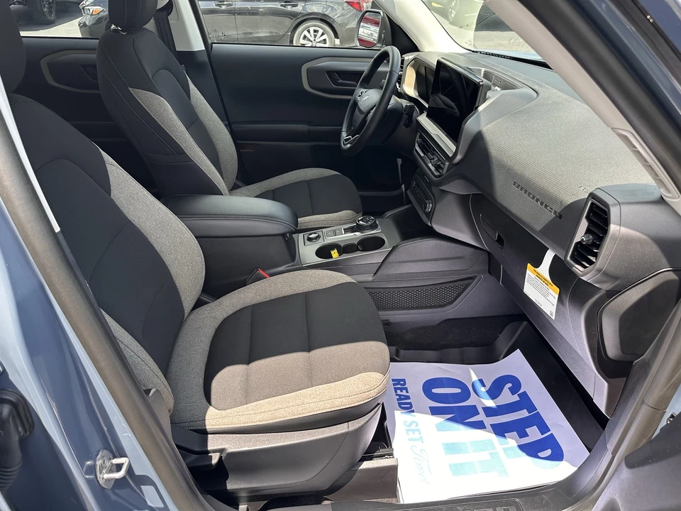 2025 Ford - Image 14 of 31