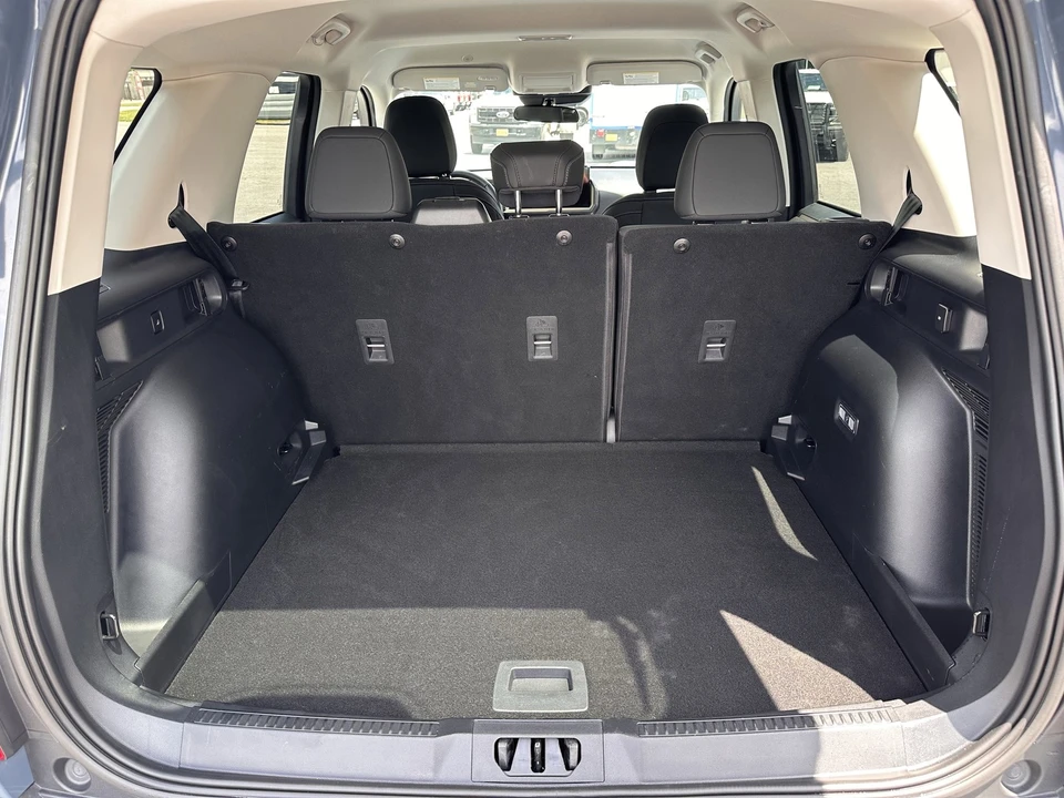 2025 Ford - Image 17 of 31