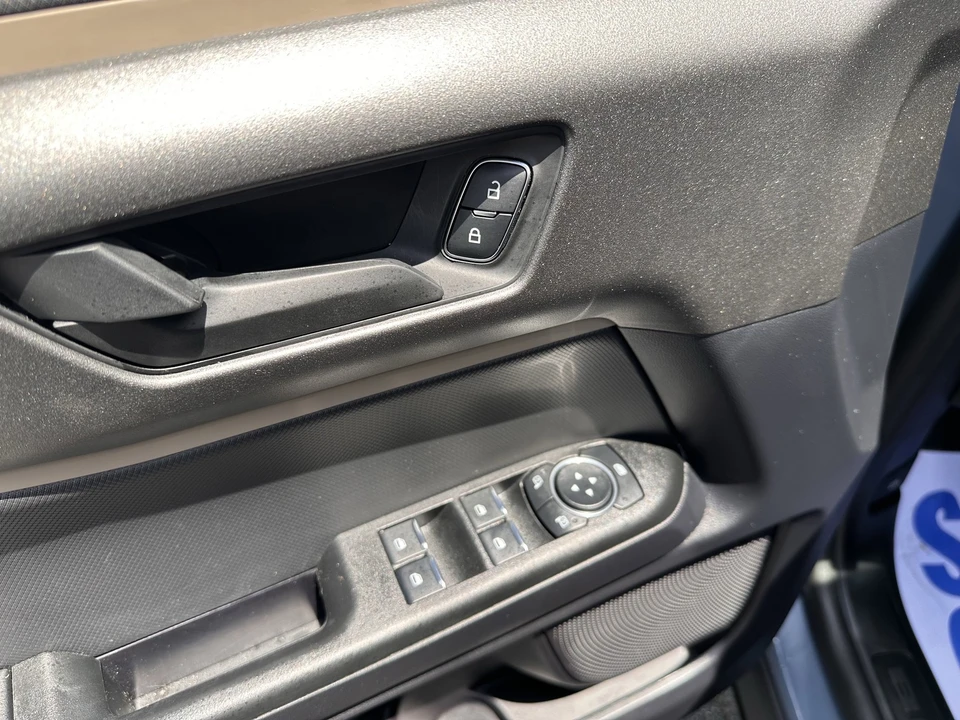 2025 Ford - Image 18 of 31