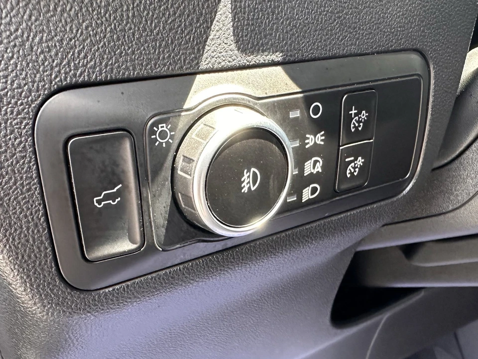 2025 Ford - Image 19 of 31