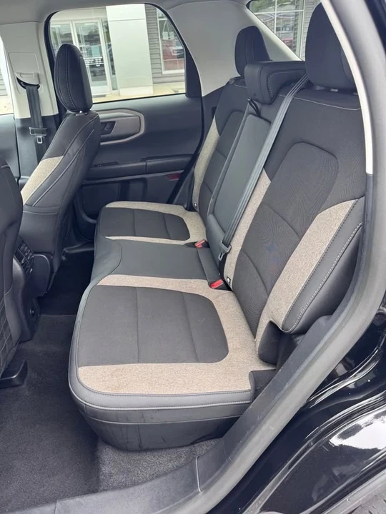 2025 Ford Bronco Sport - Image 10 of 13