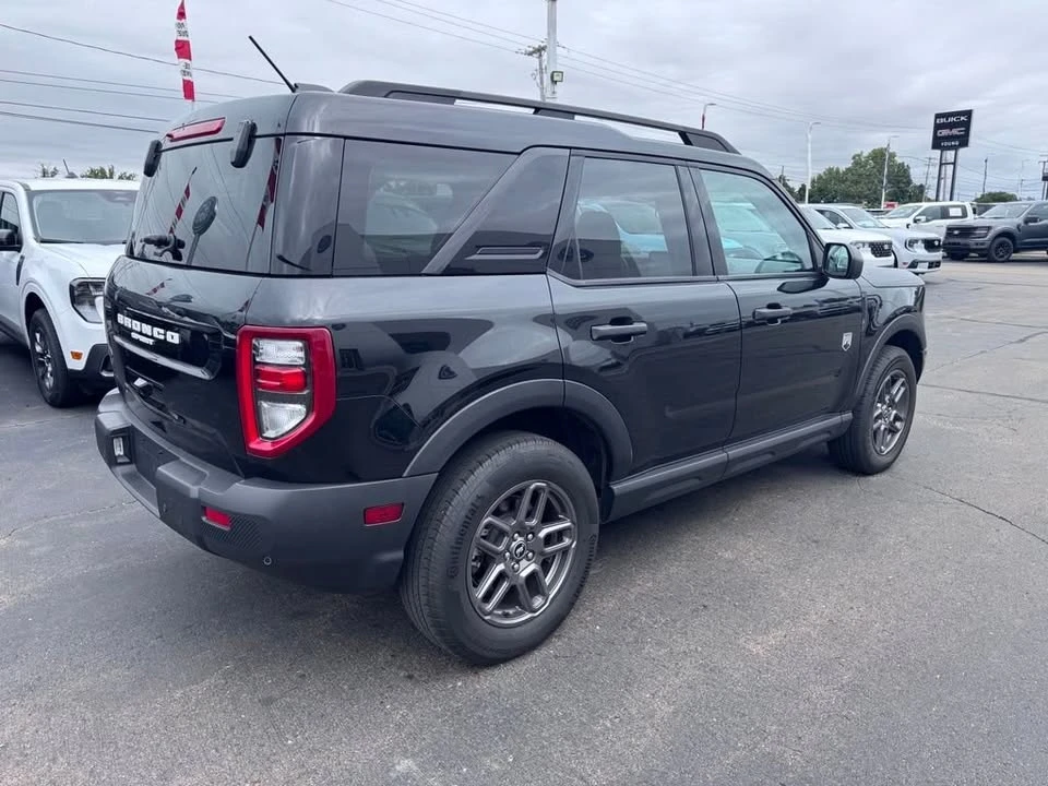 2025 Ford Bronco Sport - Image 6 of 13