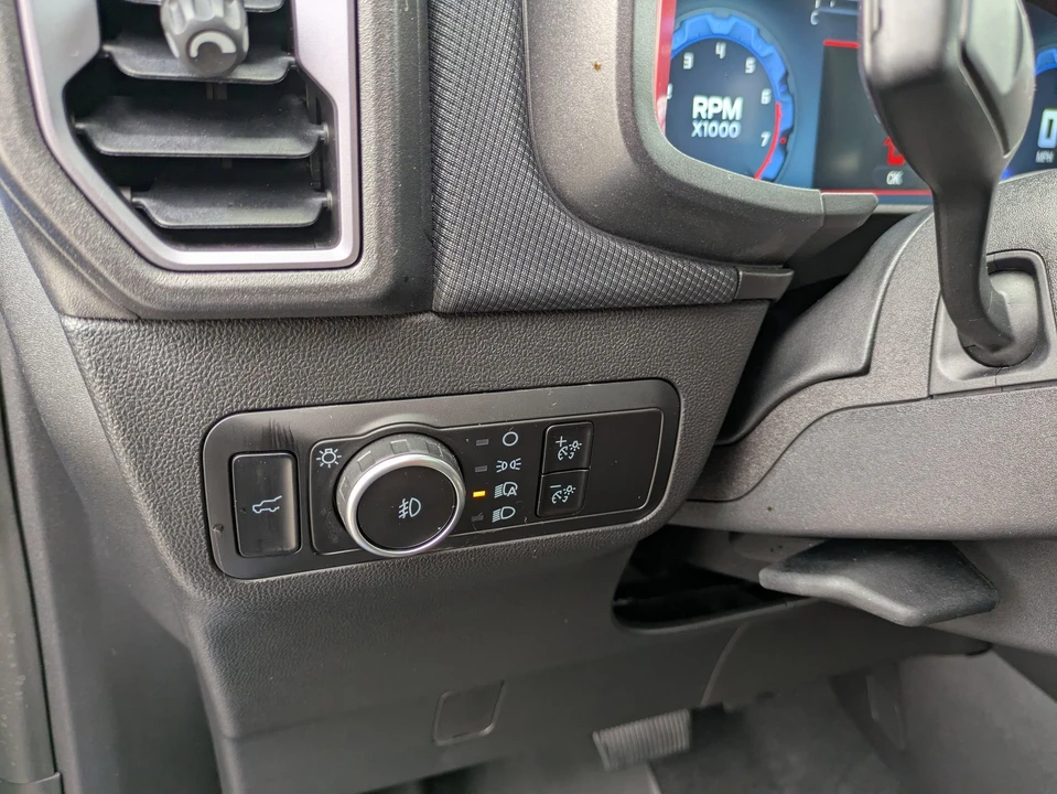 2025 Ford Bronco Sport - Image 17 of 21