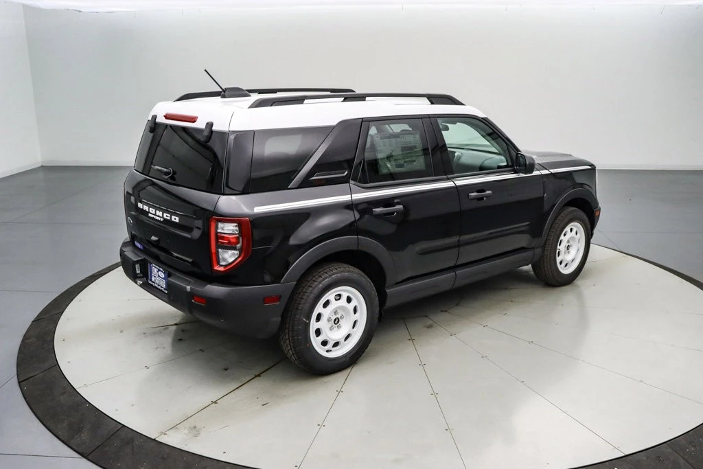 2025 Ford Bronco Sport - Image 5 of 21