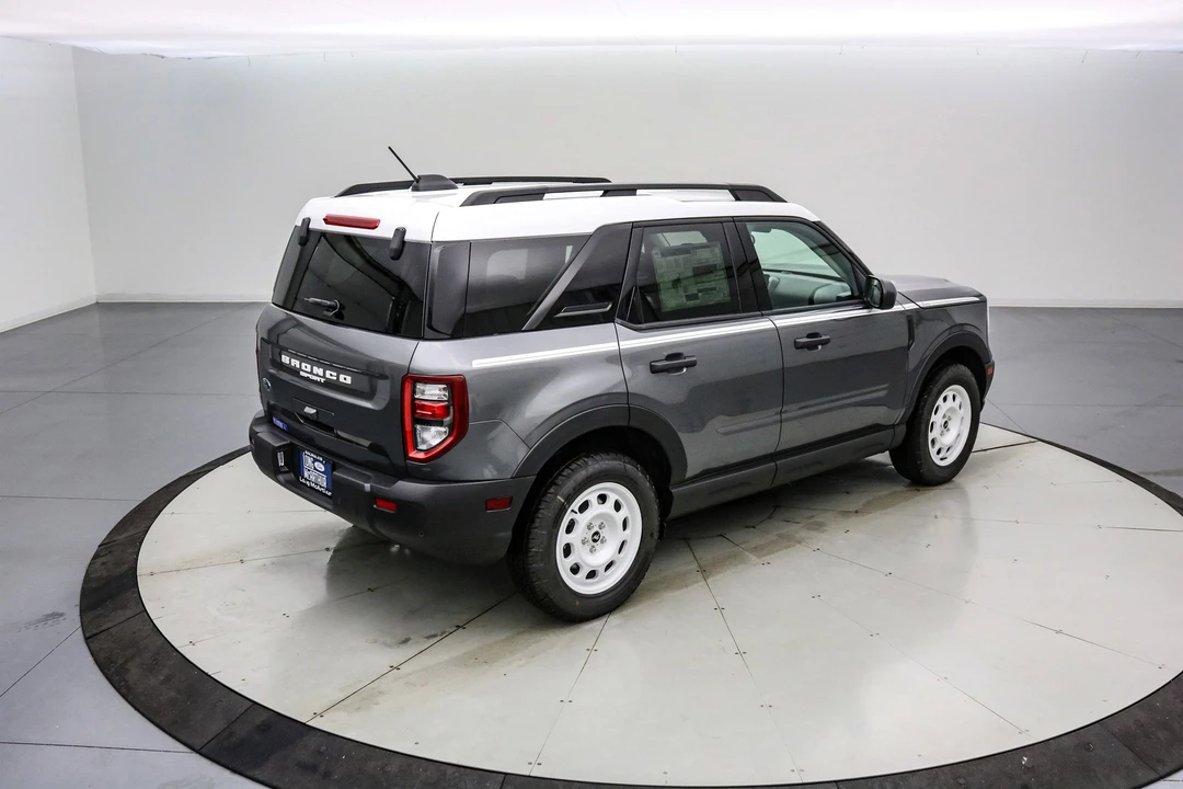 2025 Ford Bronco Sport - Image 5 of 21