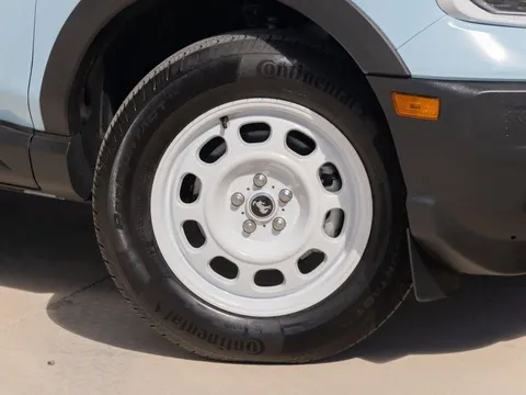 2025 Ford Bronco Sport - Image 4 of 20