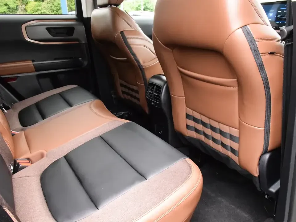 2025 Ford Bronco Sport - Image 15 of 17