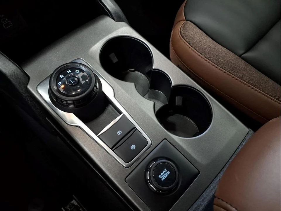 2025 Ford Bronco Sport - Image 12 of 21